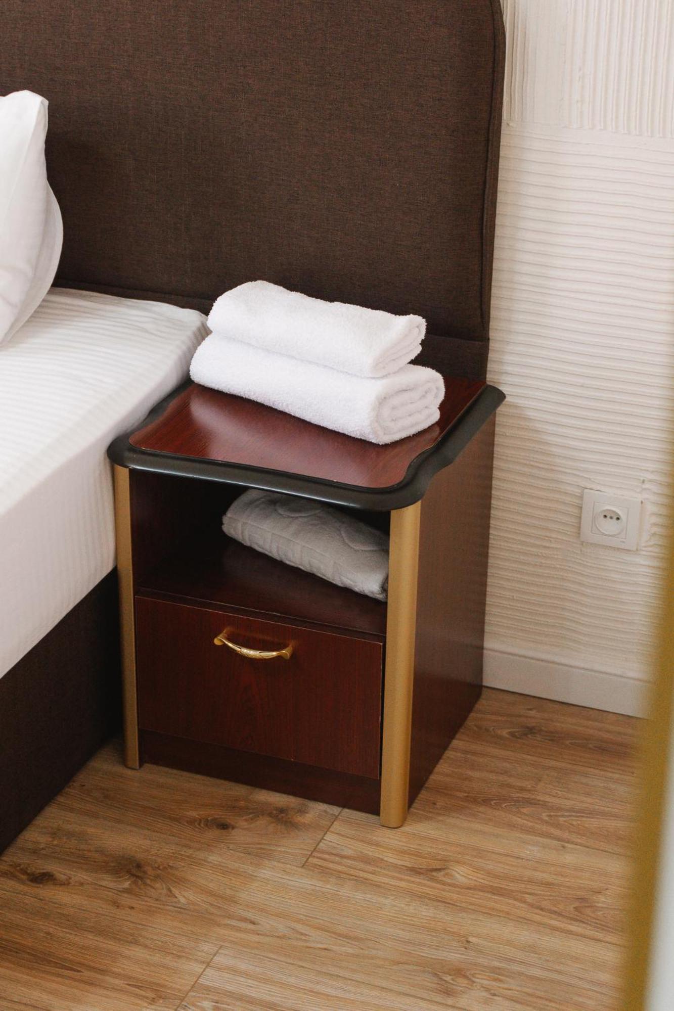 Hotel Bellagio Szymkent Zewnętrze zdjęcie